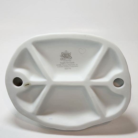 Precious Moments Porcelain,1996 Vtg Retire ANGEL ON EARTH, Boy & snow angel - Picture 9 of 13